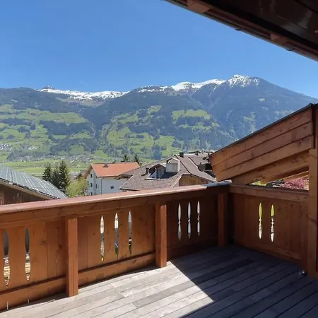 Mountain Penthouse 8 & 9 Fügen