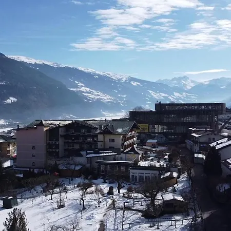 Mountain Penthouse 8 & 9 Apartment Fuegen