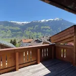 Mountain Penthouse 8 & 9 Fügen