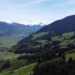 Mountain Penthouse 8 & 9 Fügen